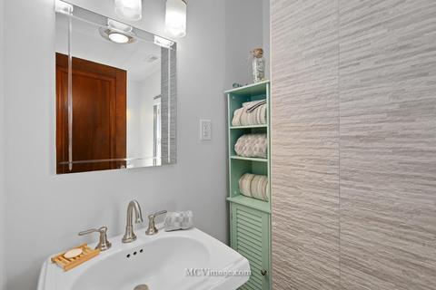 228 S Main St, Lemont, IL 60439 photo 25