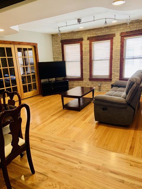 134 Clyde Ave #2W, Evanston, IL 60202 photo 2