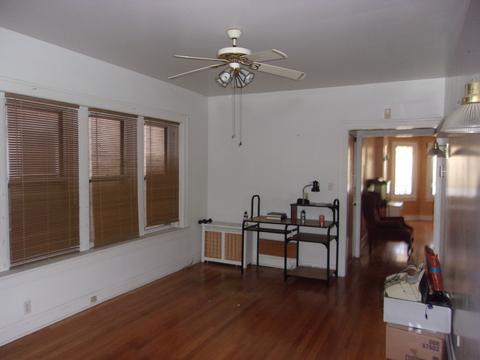 7809 S Phillips Ave, Chicago, IL 60649 photo 10