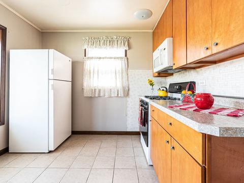 125 N Warrington Rd, Des Plaines, IL 60016 photo 7