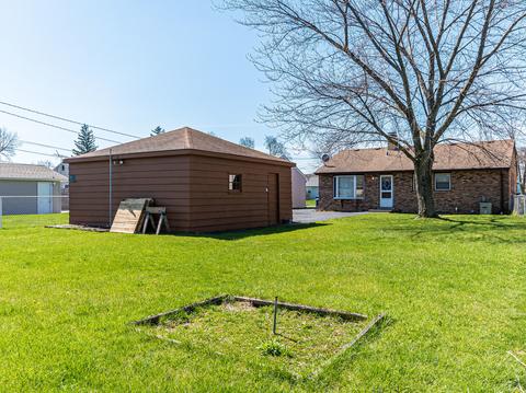 125 N Warrington Rd, Des Plaines, IL 60016 photo 25