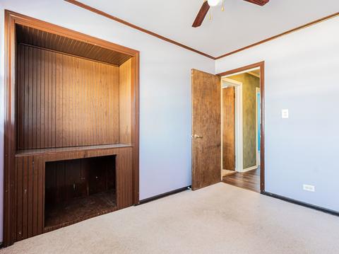 125 N Warrington Rd, Des Plaines, IL 60016 photo 17