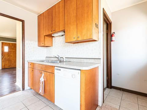 125 N Warrington Rd, Des Plaines, IL 60016 photo 10