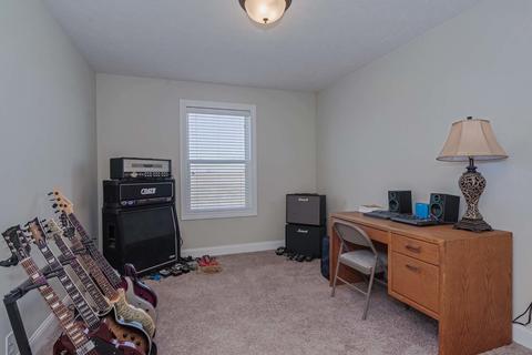 1127 Willow Creek Dr, Bloomington, IL 61705 photo 28