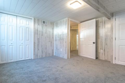 1714 Nicholson St, Crest Hill, IL 60403 photo 45
