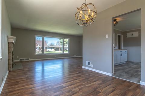 1714 Nicholson St, Crest Hill, IL 60403 photo 19