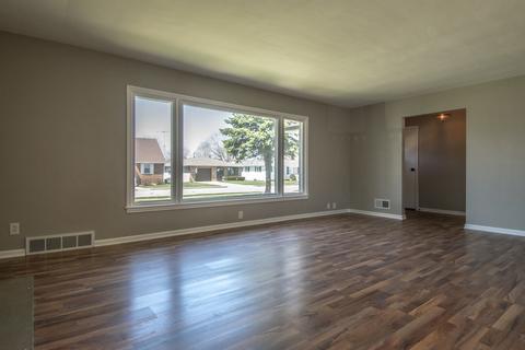 1714 Nicholson St, Crest Hill, IL 60403 photo 15