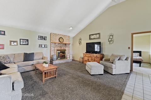 272 Miller St, Beecher, IL 60401 photo 5