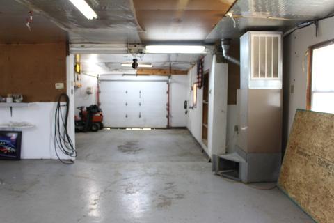 424 Cayuga St, Joliet, IL 60432 photo 42