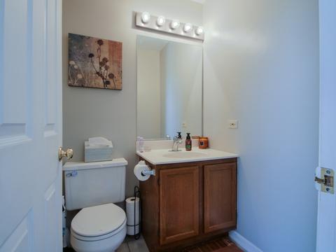 5948 Delaware Ave, Gurnee, IL 60031 photo 3