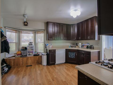 5948 Delaware Ave, Gurnee, IL 60031 photo 12