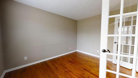 610 E Tomaras Ave, Savoy, IL 61874 photo 7