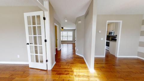 610 E Tomaras Ave, Savoy, IL 61874 photo 3