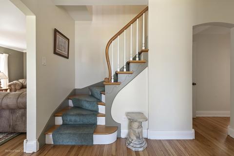 27 E Maple St, Lombard, IL 60148 photo 9
