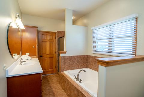 955 Randall Ct, Marengo, IL 60152 photo 14