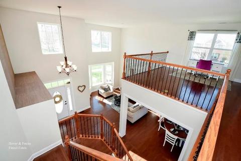 356 Shadow Hill Dr, Elgin, IL 60124 photo 13