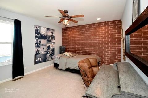 356 Shadow Hill Dr, Elgin, IL 60124 photo 16