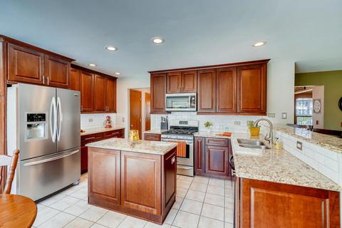 5006 Inverness Cir, Plainfield, IL 60586 photo 5