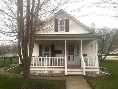 301 S Theodore St, Mcnabb, IL 61335 photo 1
