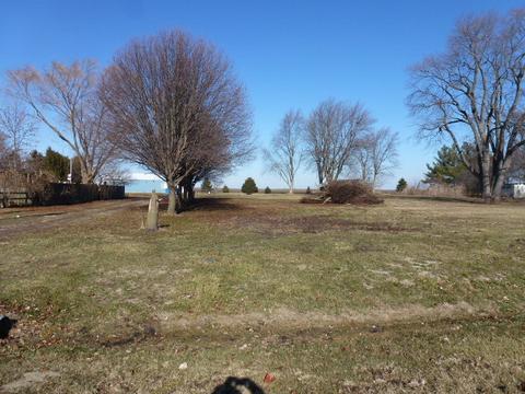 540 North St, Weldon, IL 61882 photo 3