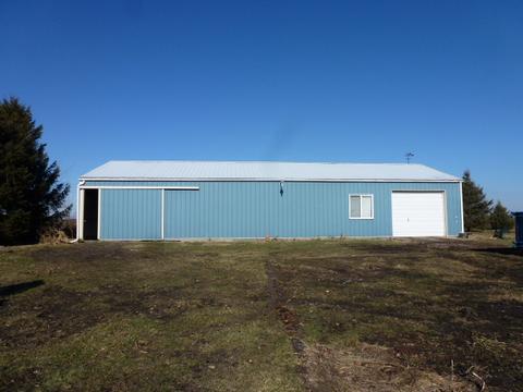 540 North St, Weldon, IL 61882 photo 1