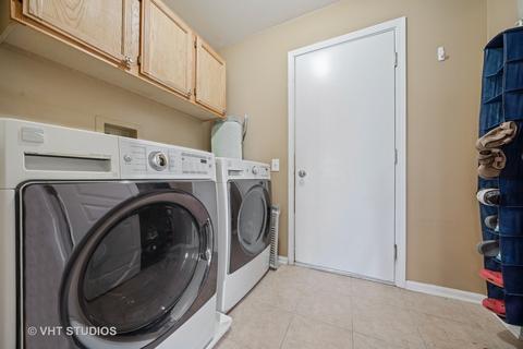 404 Monarch Birch Ln, Bartlett, IL 60103 photo 8