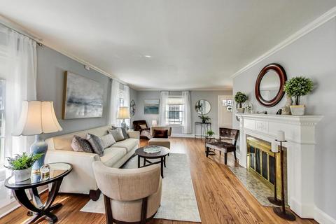 2121 Bennett Ave, Evanston, IL 60201 photo 8