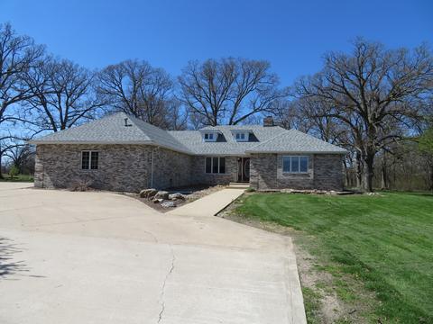 10685 Tabler Rd, Morris, IL 60450 photo 1