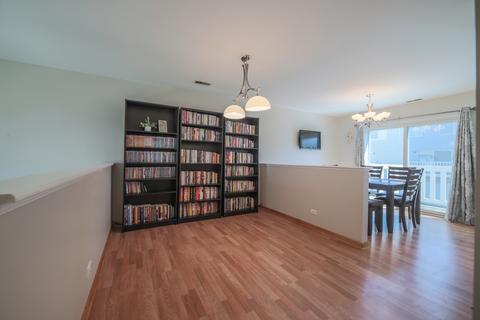 2775 Shelly Ln, Aurora, IL 60504 photo 7