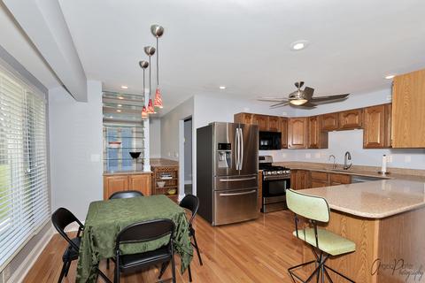 3404 Cove Ct, Johnsburg, IL 60051 photo 8