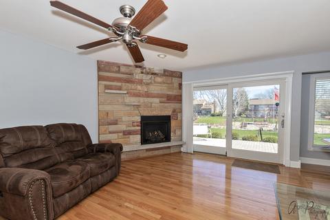 3404 Cove Ct, Johnsburg, IL 60051 photo 5