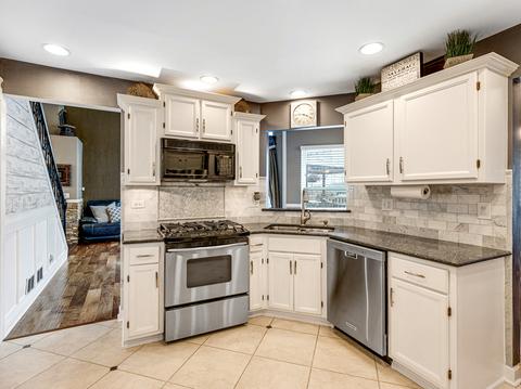 356 Bravo Ct, Bartlett, IL 60103 photo 7