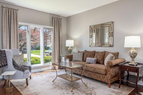 695 N Hundley St, Hoffman Estates, IL 60169 photo 3
