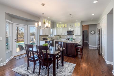 695 N Hundley St, Hoffman Estates, IL 60169 photo 8