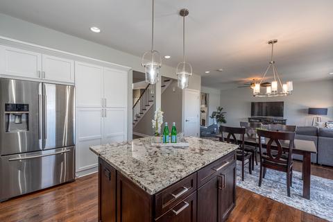 695 N Hundley St, Hoffman Estates, IL 60169 photo 14