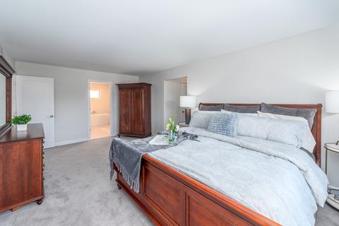 695 N Hundley St, Hoffman Estates, IL 60169 photo 25