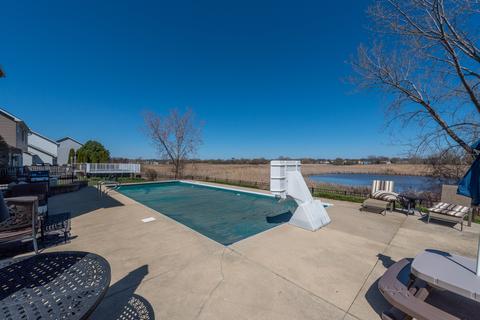 695 N Hundley St, Hoffman Estates, IL 60169 photo 39