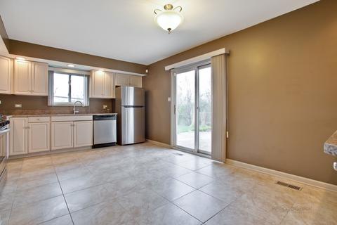 225 Hickory St, Park Forest, IL 60466 photo 13