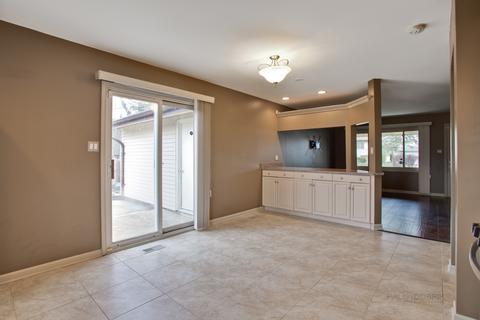 225 Hickory St, Park Forest, IL 60466 photo 12