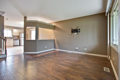225 Hickory St, Park Forest, IL 60466 photo 7