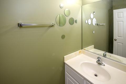 104 Neutrenton Ave, Elgin, IL 60120 photo 8