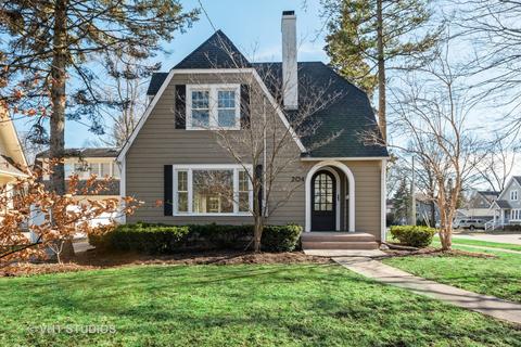 204 E Madison Ave, Wheaton, IL 60187 photo 2