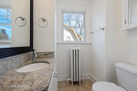 204 E Madison Ave, Wheaton, IL 60187 photo 19