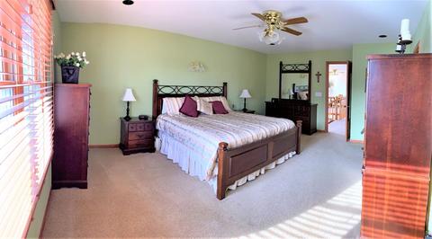 2965 Marshfield Dr, Elgin, IL 60124 photo 8