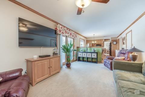1061 Grenada Dr, Aurora, IL 60506 photo 9