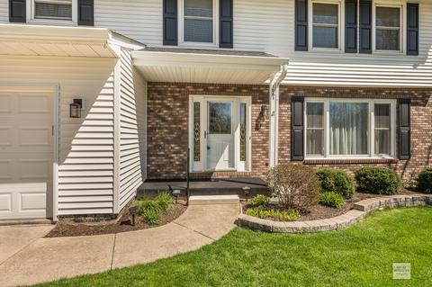 1061 Grenada Dr, Aurora, IL 60506 photo 2