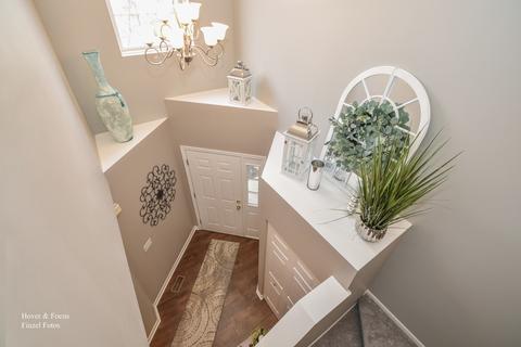 11009 Cape Cod Ln, Huntley, IL 60142 photo 3