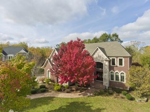 18 Springbrook Ln, Algonquin, IL 60102 photo 2