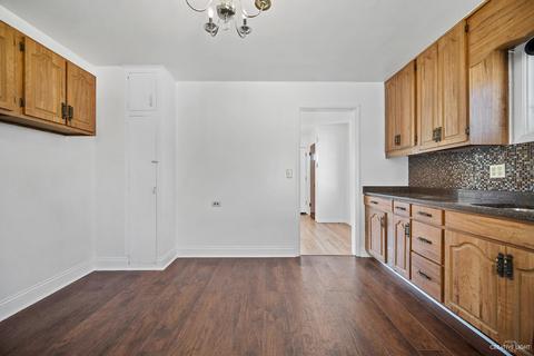 226 Summit St, Elgin, IL 60120 photo 8