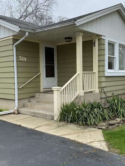 329 Douglas Rd, Batavia, IL 60510 photo 2